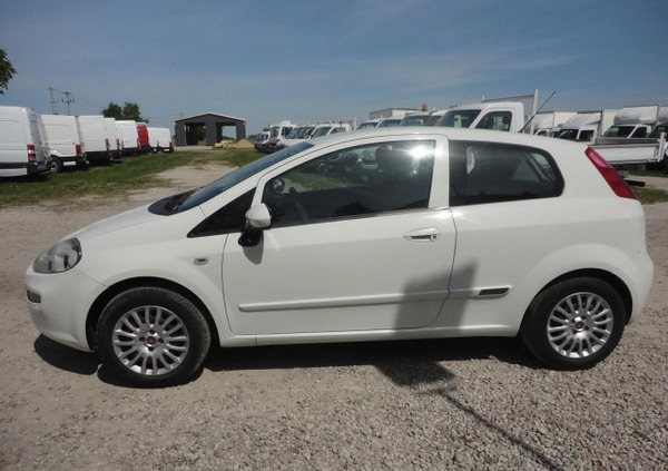 Fiat Punto cena 15900 przebieg: 149000, rok produkcji 2016 z Tarczyn małe 137